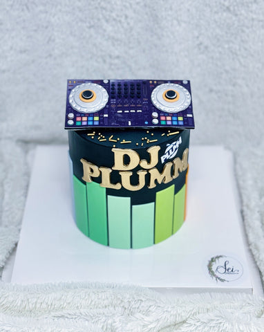 Dj Turntable Tall Cake