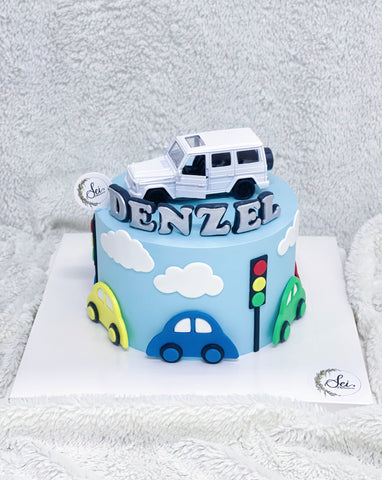 G Wagon and Little Cars Cake