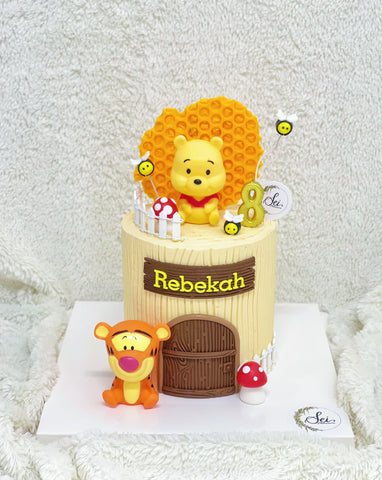 Pooh and Tigger Tall Cake